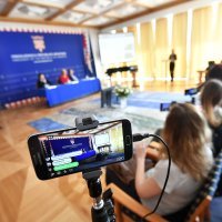 Goran Marić, Kolinda Grabar Kitarović i Milan Bandić o ustupanju šume na Pantovčaku