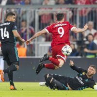 Bayern - Real Robert Lewandowski, Sergio Ramos, Casemiro