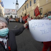Prosvjed ispred zagrebačke Gradske skupštine