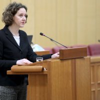 Nina Obuljen Koržinek