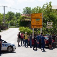 Privođenje muškarca koji se zatvorio u kuću u Grubinama i prijetio eksplozivom