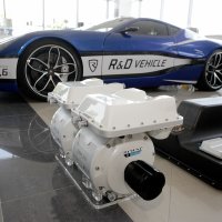 PXL_0205Ministrica Divjak sa Stručnom misijom CERN-a posjetila je tvornicu Rimac automobili