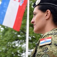 Uručivanje beretki pripadnicima 9. gardijske brigade