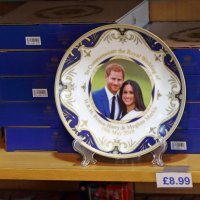 Suveniri za kraljevsko vjenčanje Meghan Markle i princa Harryja