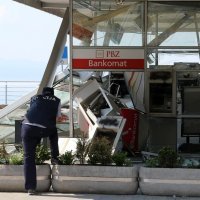 Provaljeno u bankomate u Plodinama na Srdočima