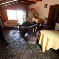 Bujica noćas nanijela velike količine blata u obiteljsku kuću Draženka Pintarića