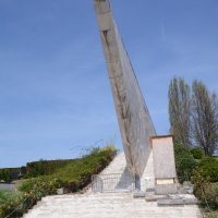 Spomenik Zastava autora Antuna Augustinčića