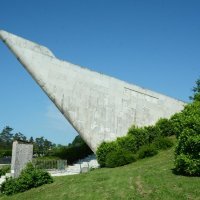 Spomenik Zastava autora Antuna Augustinčića