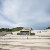 Vandali išarali Spomen kosturnicu borcima NOB-a