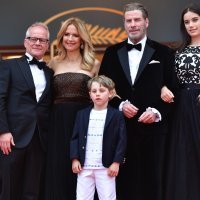 Kelly Preston, John Travolta, Benjamin Travolta, Ella Bleu Travolta