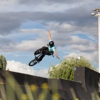 Igor Vukadinović Poky prilikom treninga na osječkom skate parku