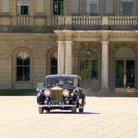 Meghan Markle dolazi u crkvu na vjenčanje s princem Harryjem