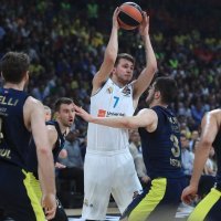 Real Madrid (Luka Dončić) - Fenerbahče (Nikola Kalinić)