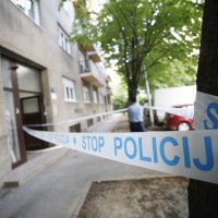 U Ružmarinskoj ulici 9 uslijed eksplozije na šestom katu zgrade izgorio je stan.