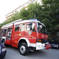 U Ružmarinskoj ulici 9 uslijed eksplozije na šestom katu zgrade izgorio je stan.