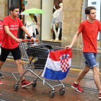 Okupljanje maturanata na Trgu bana Jelačića