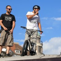 Profesionalni vozač BMX Igor Vukadinović Poky 2015. u Osijeku je preskočio tramvaj