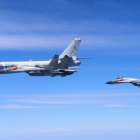 Kineski strateški bombarder H-6K