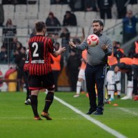 Umit Ozat, turski trener