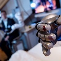 Robot za starije osobe