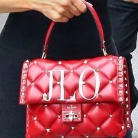 Jennifer Lopez s Valentino torbicom