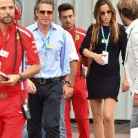 Hugh Grant i Anna Eberstein