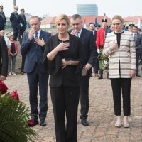 Predsjednica položila vijenac i zapalila svijeću na platou Kapelice Mira na Krunskoj utvrdi