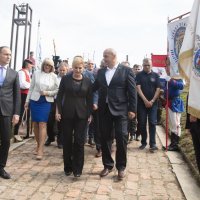 Predsjednica položila vijenac i zapalila svijeću na platou Kapelice Mira na Krunskoj utvrdi