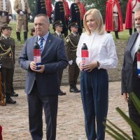 Predsjednica položila vijenac i zapalila svijeću na platou Kapelice Mira na Krunskoj utvrdi