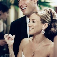 Sarah Jessica Parker (kao Carrie Bradshaw)