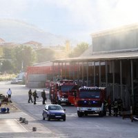 Požar u ulici Put Mostina
