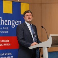Eurozastupnik Tonino Picula organizator konferencije o Schengenu