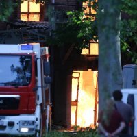 Vatrogasci se bore s velikim požarom u zgradi u Heinzelovoj ulici