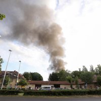 Vatrogasci se bore s velikim požarom u zgradi u Heinzelovoj ulici