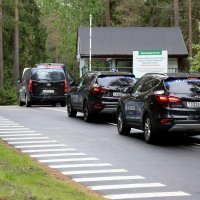 Navijači dočekali bus s hrvatskim nogometnim reprezentativcima