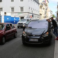 Neki od vozača zaustavili su svoja vozila zbog visokih cijena goriva i u Rijeci