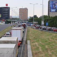 Kaos na zagrebačkim prometnicama zbog prosvjeda za smanjenje trošarina i povratak cijene gorive ispod 9 kuna.