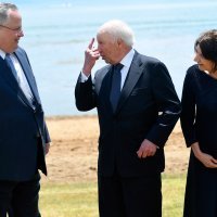 Potpisan ugovor između Grčke i Makedonije o promjeni imena u Sjeverna Makedonija