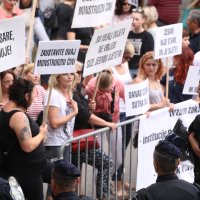 Prosvjed protiv ovrhe nad dječakom Cesareom