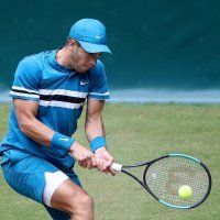 Borna Ćorić u akciji