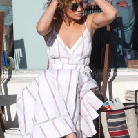 Jennifer Lopez u haljini na preklop