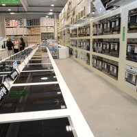 Novoizgrađeni Prodajni centar Pevec