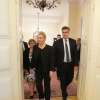 Andrej Plenković i Kolinda Grabar-Kitarović na sjednici Vijeća za demografsku revitalizaciju