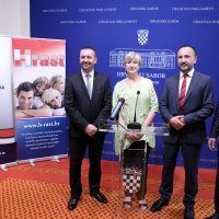 Hrast i HKS potpisali Deklaraciju o političkoj suradnji
