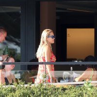 Pjevačica Rita Ora stigla je u Poreč gdje će nastupiti na Rise Up Festivalu