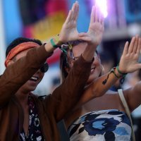 Posjetitelji pristižu na treću večer Ultra Europe festivala 2018.