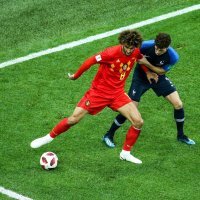 Fellaini protiv Pavarda