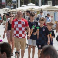 Split: Navijačka atmosfera uoči nogometnog finala Francuska - Hrvatska