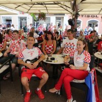 Rijeka: Navijači uoči finala Svjetskog nogometnog prvenstva utakmice Hrvatska-Francuska