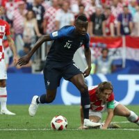 Blaise Matuidi protiv Modrića